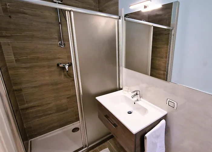 Apartmanhotel La Corte Del Maggiore 3*